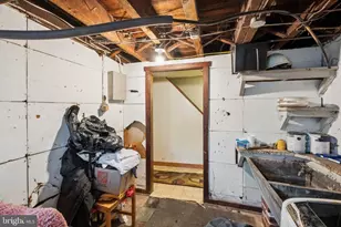 28 W Freedley St, Norristown, PA 19401 - Photo 27