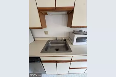 42 Conshohocken State Road #8-D, Bala Cynwyd, PA 19004 - Photo 17