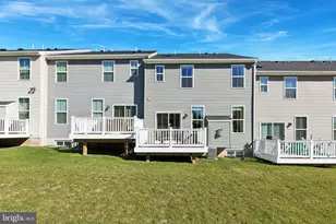 102 Sterling Dr, East Norriton, PA 19401 - Photo 25