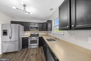 172 Oak Creek Dr, Royersford, PA 19468 - Photo 15