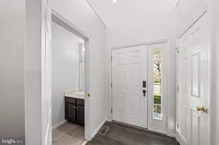 172 Oak Creek Dr, Royersford, PA 19468 - Photo 5