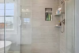 45 Tanglewood Dr, Schwenksville, PA 19473 - Photo 33