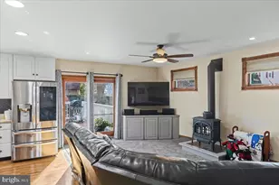 210 E Montgomery Ave, Hatboro, PA 19040 - Photo 19