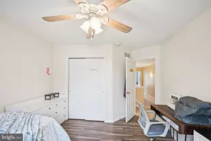 201 Eisenhower Ln, Collegeville, PA 19426 - Photo 23