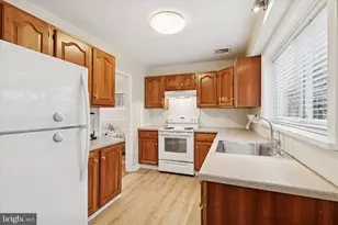 1642 Locust St, Norristown, PA 19401 - Photo 9