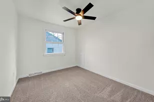 323 Edgewood Ave, Lansdale, PA 19446 - Photo 31