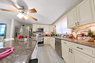 1413 Green Valley Rd, Norristown, PA 19401 - Photo 9