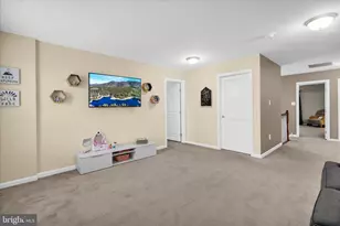 30 Huntsville Dr, Gilbertsville, PA 19525 - Photo 37