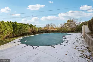 1211 Woodside Rd, Conshohocken, PA 19428 - Photo 39