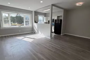 643 E Roberts St, Norristown, PA 19401 - Photo 3