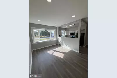 643 E Roberts Street, Norristown, PA 19401 - Photo 5