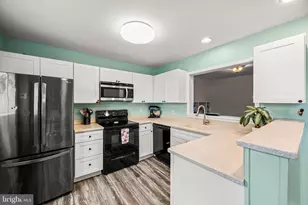 11 Linden Ct, Boyertown, PA 19512 - Photo 7