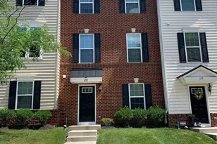 652 E Chestnut St, Souderton, PA 18964 - Photo 1