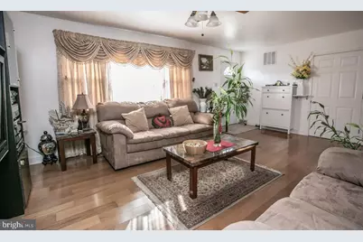 89 Centre, Norristown, PA 19403 - Photo 7