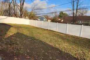 213 Upper Valley Rd, North Wales, PA 19454 - Photo 27