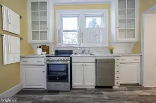 457 W Lancaster Ave, Haverford, PA 19041 - Photo 33