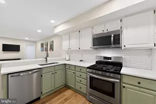 932 Hedgerow Ct, Blue Bell, PA 19422 - Photo 11