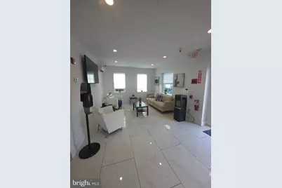 1300 E Mermaid Lane #A, Glenside, PA 19038 - Photo 3