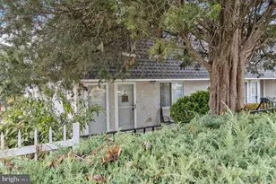 215 W 3rd Ave, Conshohocken, PA 19428 - Photo 5