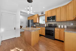 7405 Cedar Ln, Elkins Park, PA 19027 - Photo 13