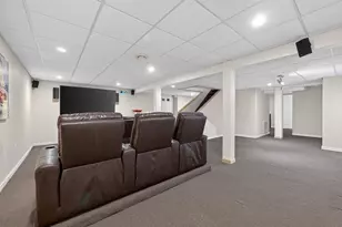 7405 Cedar Ln, Elkins Park, PA 19027 - Photo 37