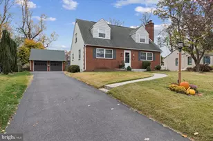 2142 Woodlawn Ave, Glenside, PA 19038 - Photo 3