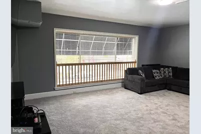 27 N Hanover Street, Pottstown, PA 19464 - Photo 5