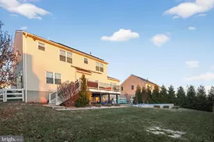 81 Pebble Beach Ln, Pottstown, PA 19464 - Photo 29