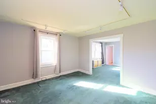 621 N Forest, Norristown, PA 19403 - Photo 5