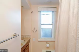 621 N Forest, Norristown, PA 19403 - Photo 15