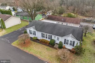 907 Lakeview Dr, Green Lane, PA 18054 - Photo 33