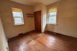 2551 Hillcrest Ave, Norristown, PA 19401 - Photo 9