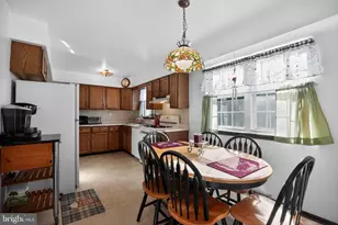 2306 Carol Ln, Norristown, PA 19401 - Photo 13