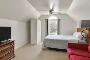 100 Victoria Dr, Montgomeryville, PA 18936 - Photo 13