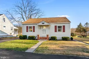 1044 Magazine Rd, Green Lane, PA 18054 - Photo 3