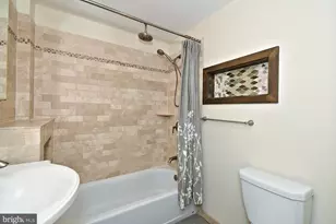 335 W 4th Ave, Conshohocken, PA 19428 - Photo 39