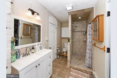 17-19 N Second St, Souderton, PA 18964 - Photo 37