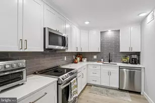 21033 Valley Forge Cir, King of Prussia, PA 19406 - Photo 13