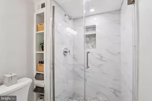 21033 Valley Forge Cir, King of Prussia, PA 19406 - Photo 25