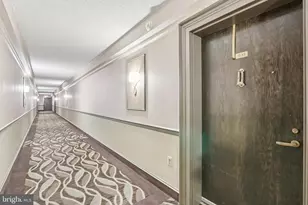 21033 Valley Forge Cir, King of Prussia, PA 19406 - Photo 5