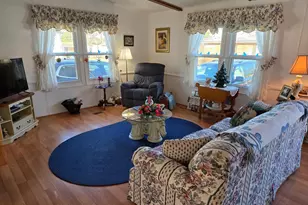 727 Dogwood Dr, Green Lane, PA 18054 - Photo 11