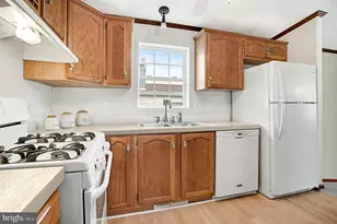 1106 J F K Dr, North Wales, PA 19454 - Photo 13