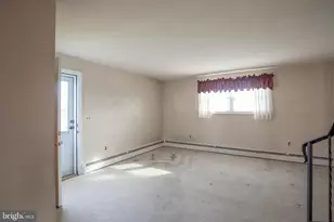 1435 Walnut St, Norristown, PA 19401 - Photo 5