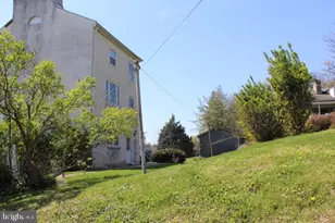 281 E Matsonford Rd, Conshohocken, PA 19428 - Photo 3