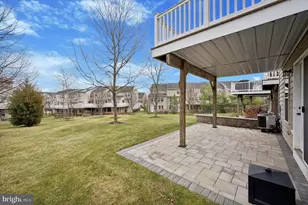 907 Susan Cir, North Wales, PA 19454 - Photo 15