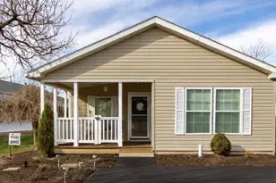 303 Carver Ln, Royersford, PA 19468 - Photo 1