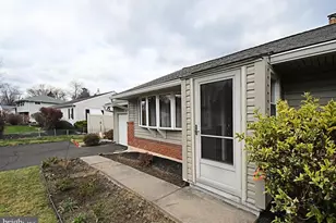 532 Sherwood Ln, Hatboro, PA 19040 - Photo 5