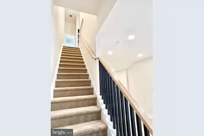 151 N York Street #C, Pottstown, PA 19464 - Photo 7