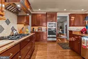 2175 Jefferson Ln, Huntingdon Valley, PA 19006 - Photo 17