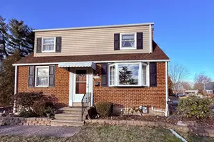 106 Bonnet Ln, Hatboro, PA 19040 - Photo 5